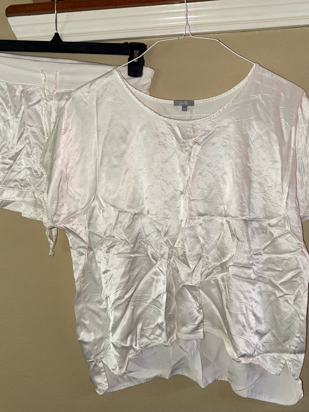 PJ Harlow Pajamas Set XS Mikel shorts  & Roxy top Ivory